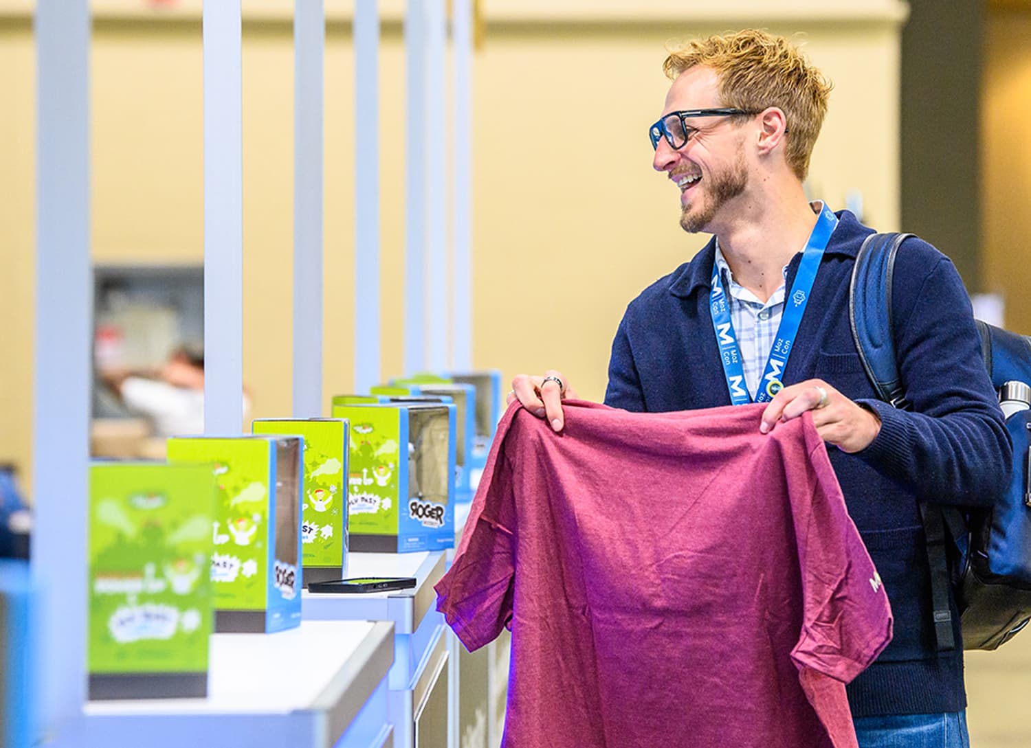 Mozcon attendee with red shirt